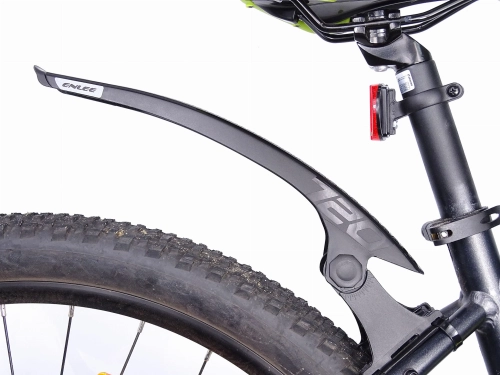 Nowoczesny, sportowy błotnik do gravela / mtb